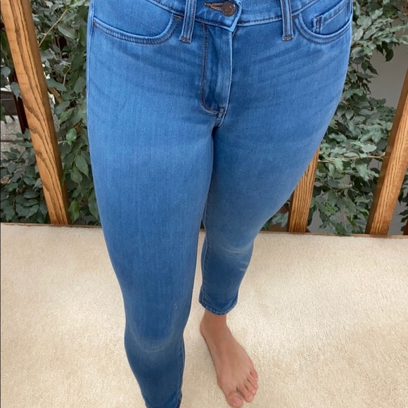Banana Republic Legging Jeans - Picture 3 of 11